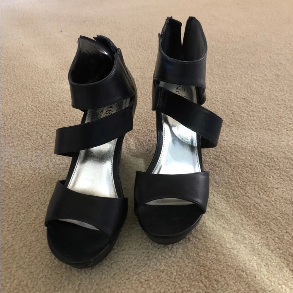 Black wedge sandals
